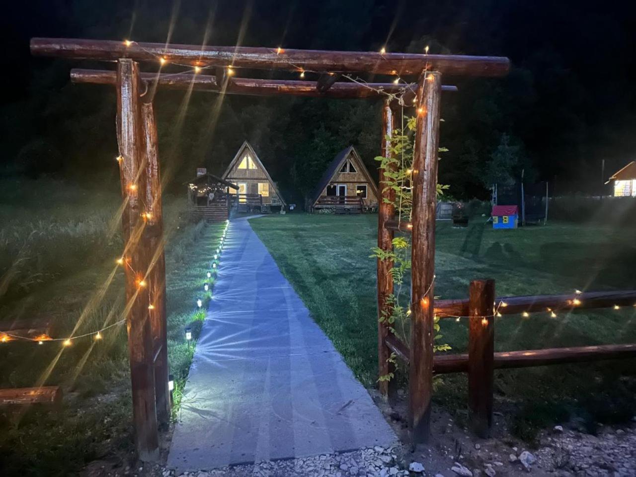 Cabanutze Satic Villa Rucăr Exterior foto