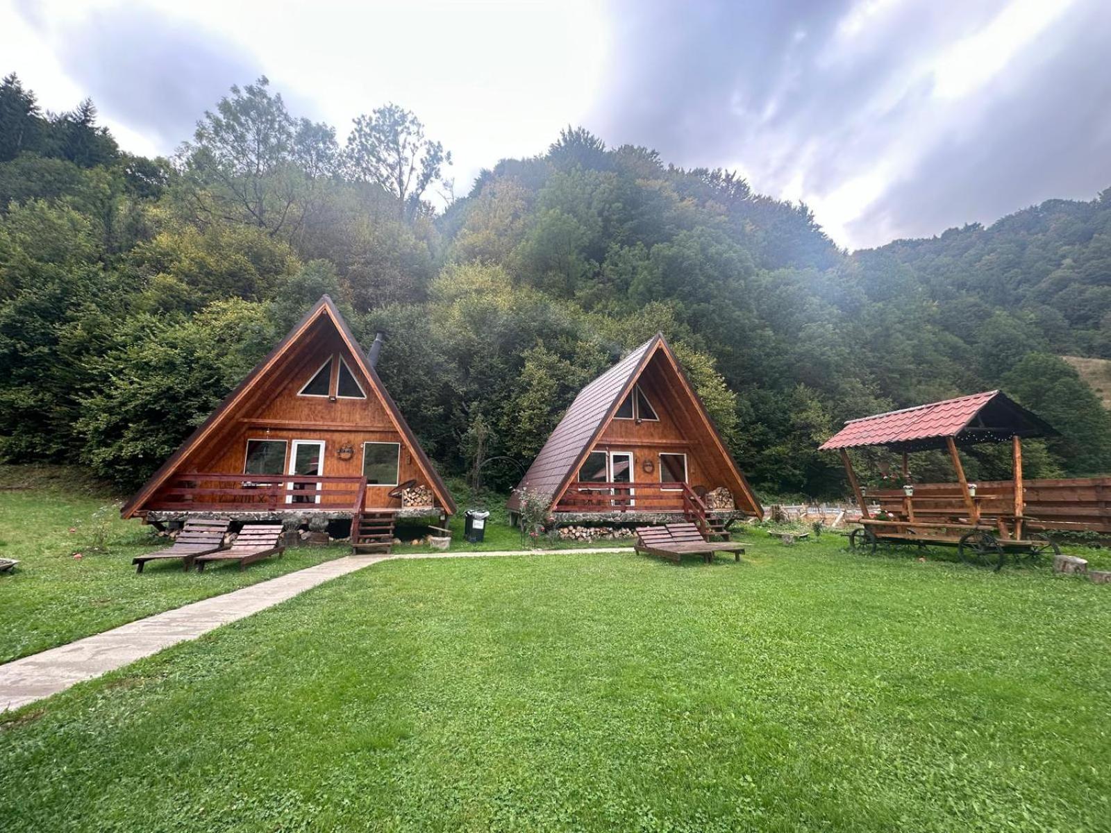 Cabanutze Satic Villa Rucăr Exterior foto